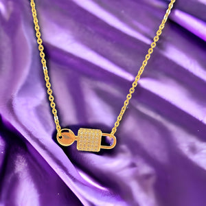 Necklace - Delicate with lock and key design