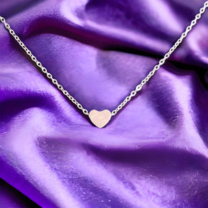 Necklace - delicate heart - choice of 3 colours